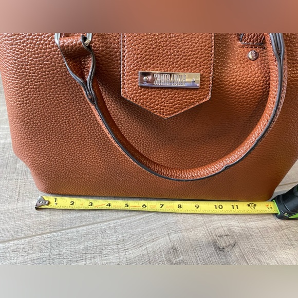 NEW Santa Lolla shoulder bag! - Picture 6 of 8